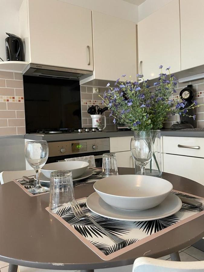 Le Tranquille - Calme - Parking Prive Apartment Ambilly Bagian luar foto